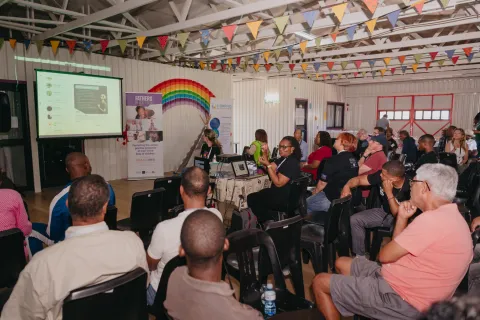 Laikin Photography HLFM 381 Laikin Photography HLFM 381