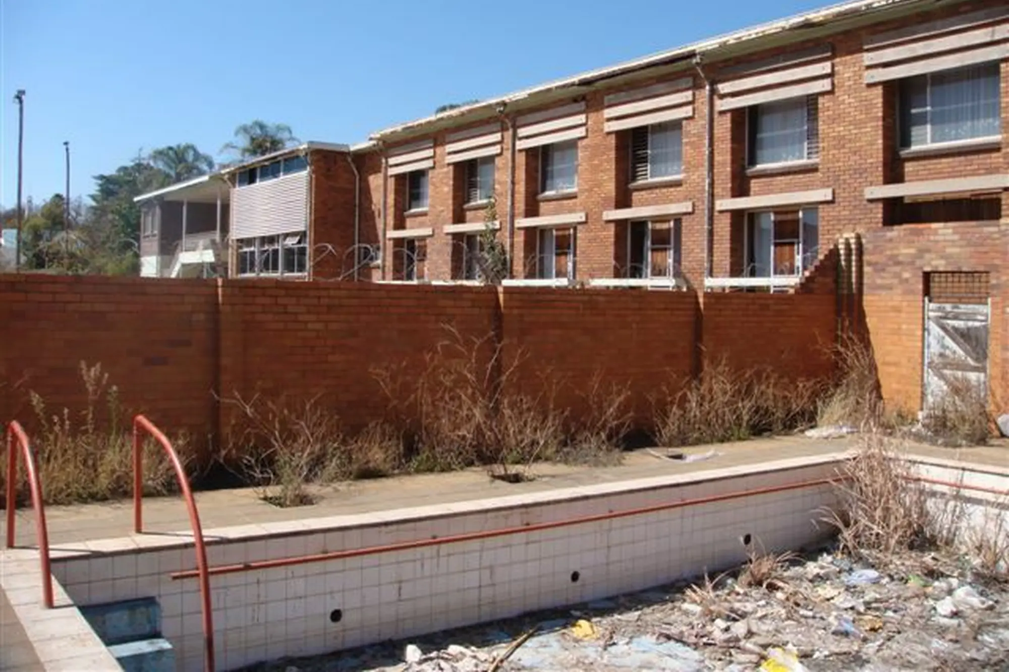 Swimming Pool Swimming Pool